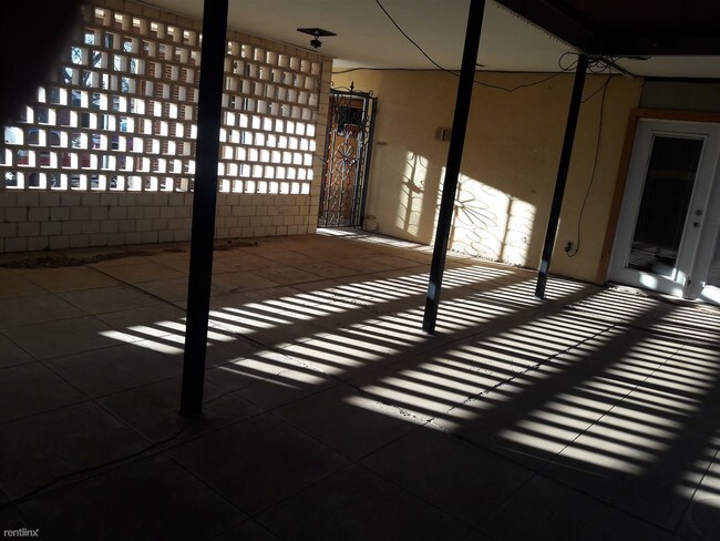 Foto del edificio - 217 John Doe St