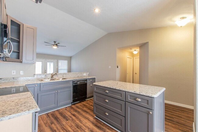 Building Photo - Wylie Wyndham Estates