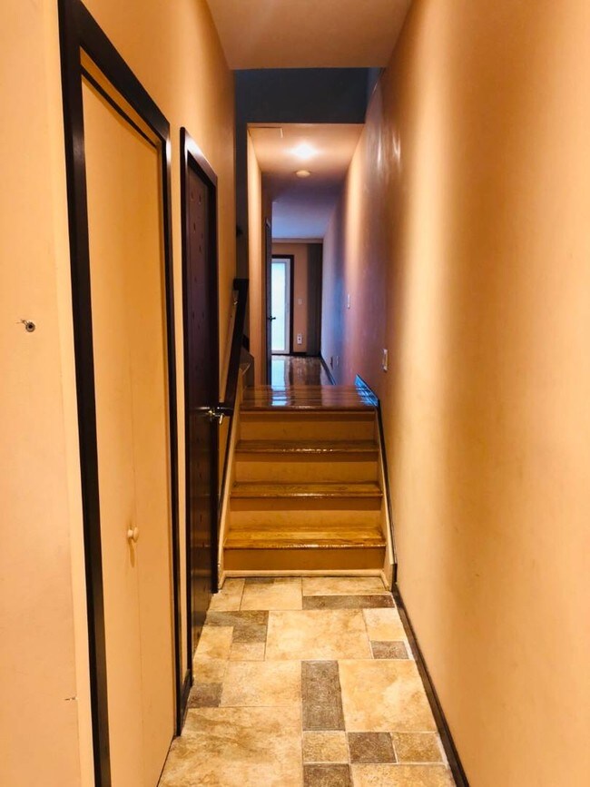 Foto del edificio - 27 Locust Pl