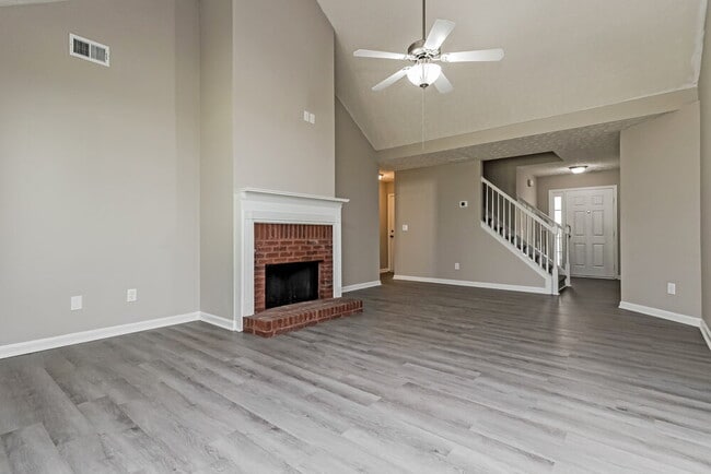 Building Photo - 225 Lassiter Dr