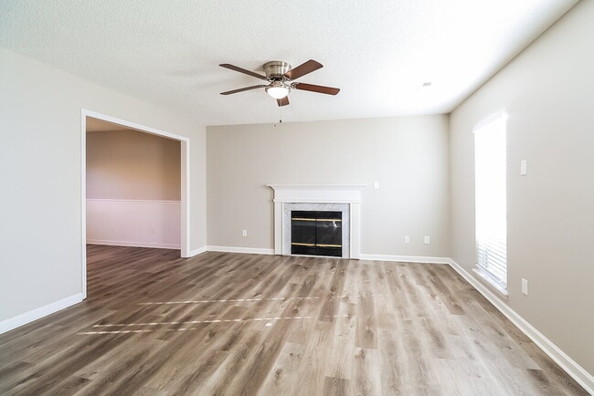 Building Photo - 9817 Ashley Farm Dr