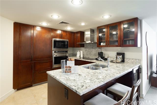 Foto del edificio - 223 Saratoga Rd