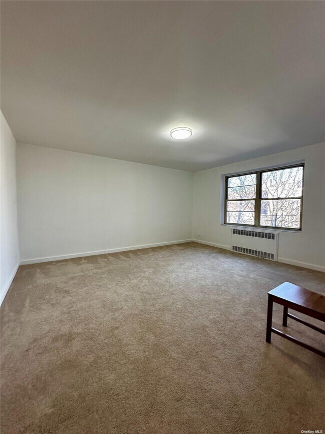 Building Photo - 14737 38th Ave