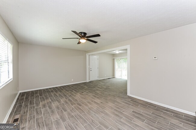 Building Photo - 134 Ventnor Ct