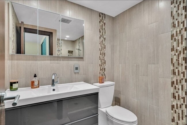 Foto del edificio - 50 Park St