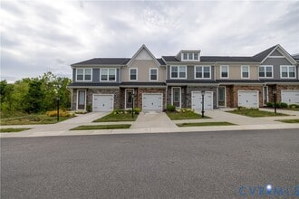 Building Photo - 2040 Cedarbird Wy