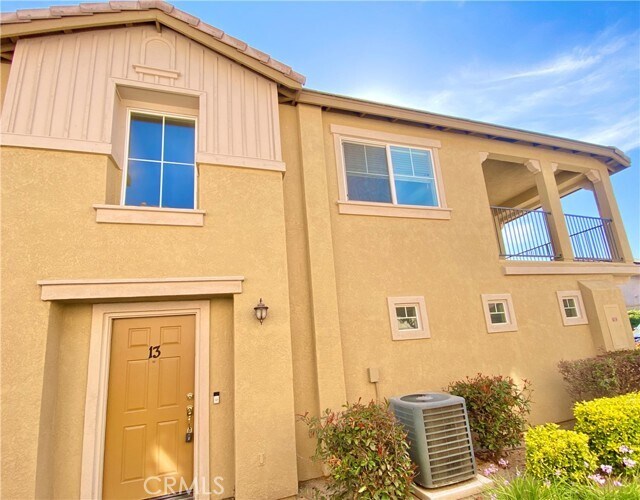 Foto principal - 15615 Lasselle St