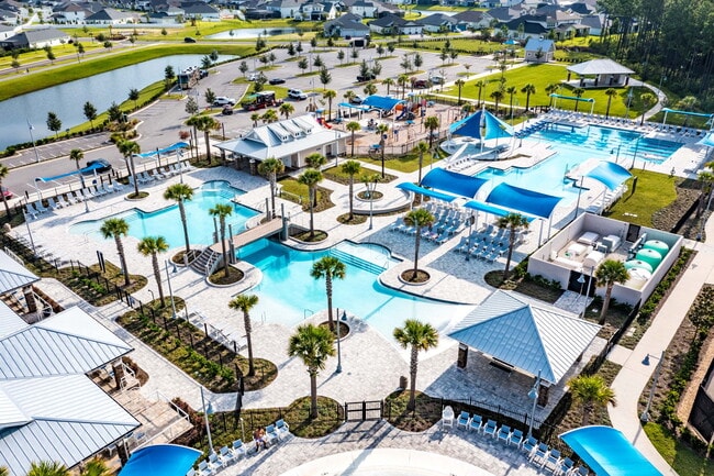 Foto del edificio - 121 Thistleton Wy