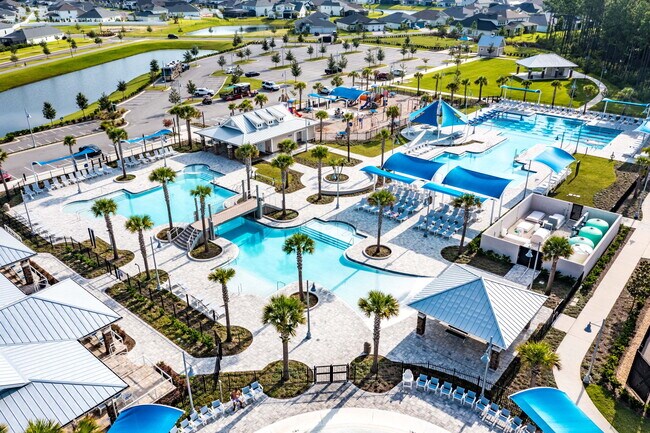 Foto del edificio - 121 Thistleton Wy