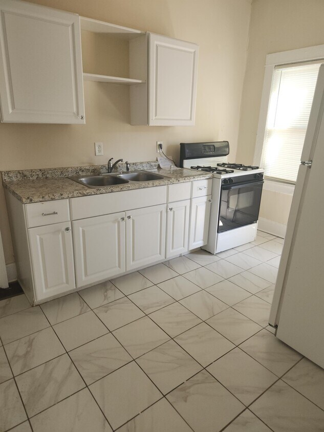 1920 6th St SW, Canton, OH 44706 Townhome Rentals in Canton OH