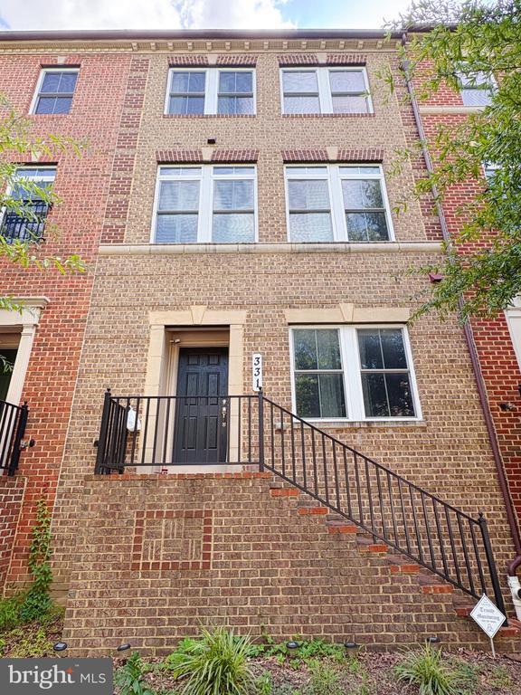 Foto principal - 331 Parkview Ave