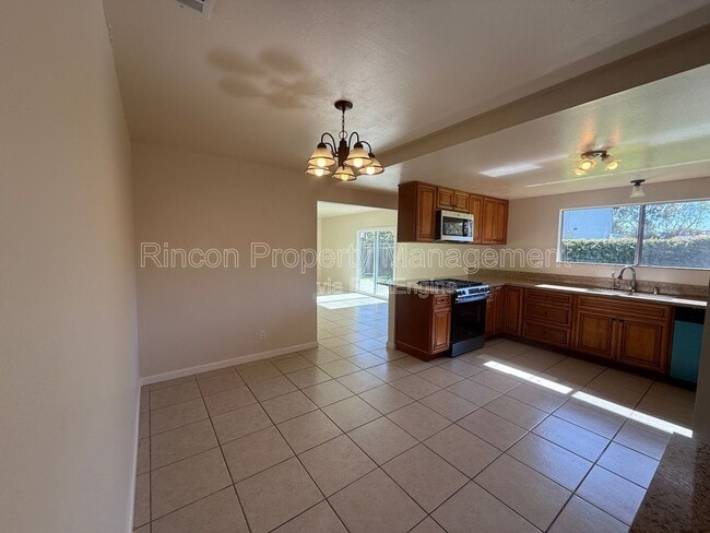 Foto del edificio - 3260 Taffrail Ln