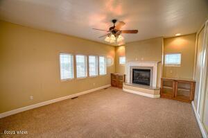 Building Photo - 801 S Creekside Dr