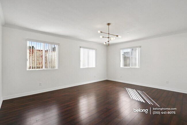 Foto del edificio - 1616 W 39th Pl