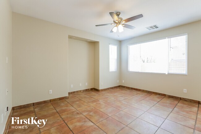 Foto del edificio - 8663 Colt Ravine Ct