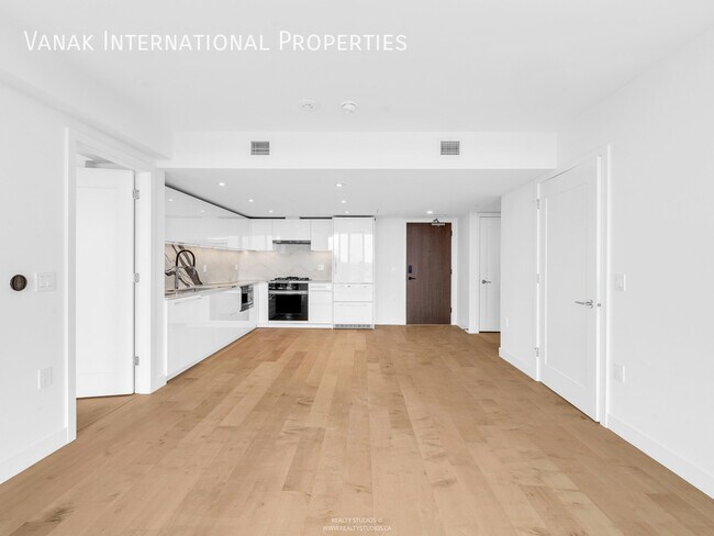 Photo du bâtiment - Brand New 2 Bed, 2 Bath in Millennium Cent...