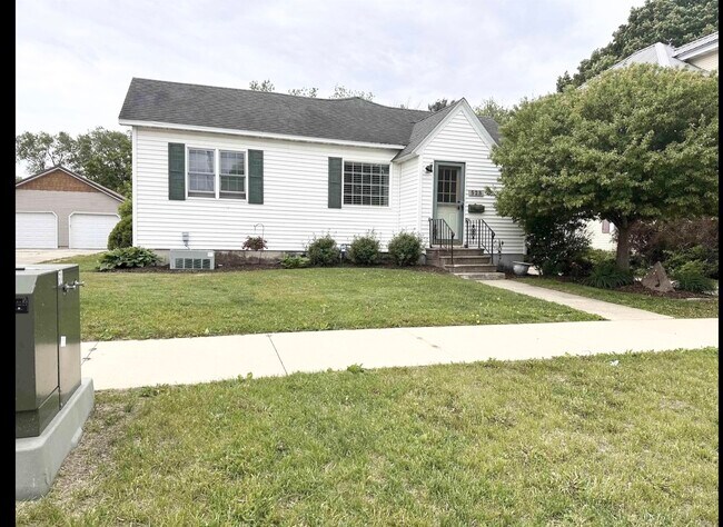 Foto del edificio - 523 E 1st St