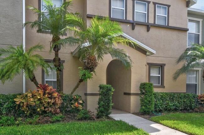 Foto del edificio - Nice Townhouse in Vero Beach with 1 Car Ga...