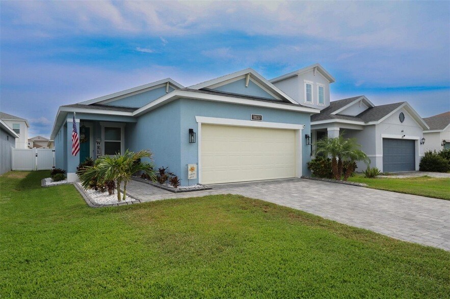 Foto principal - 11837 Clare Hill Ave
