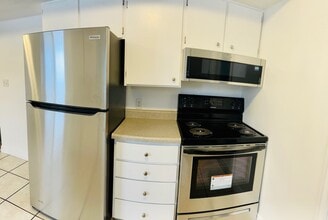 Building Photo - 6029 S 2700 W