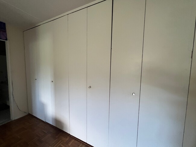 Building Photo - 27 Northill St
