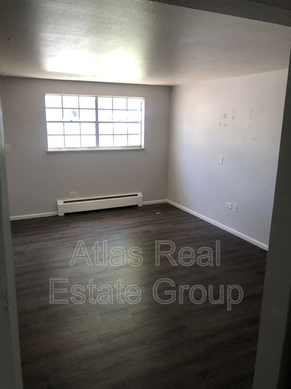 Foto del edificio - 2351 S Locust St