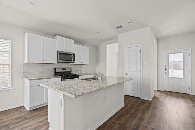 Foto del edificio - 388 Arbor Hills