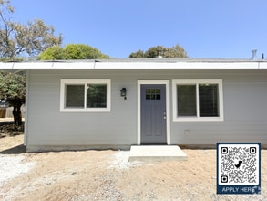 Building Photo - 225 Mortimer Ln