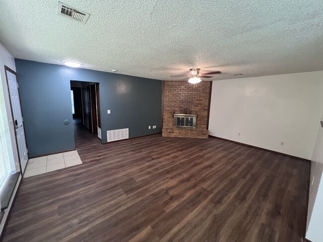 Building Photo - 117 Park Pl