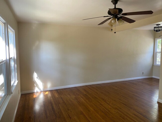 Building Photo - 2069 Santa Rosa Ave