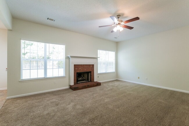 Building Photo - 516 Gristmill Ln