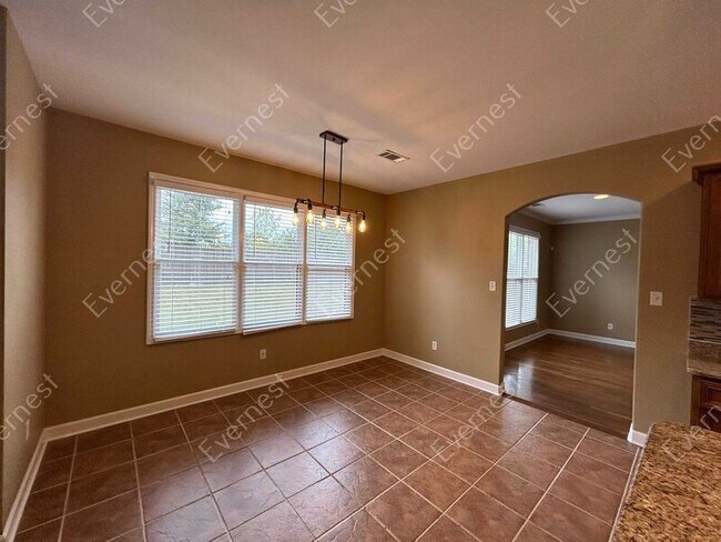 Building Photo - 4886 Fox Springs Dr