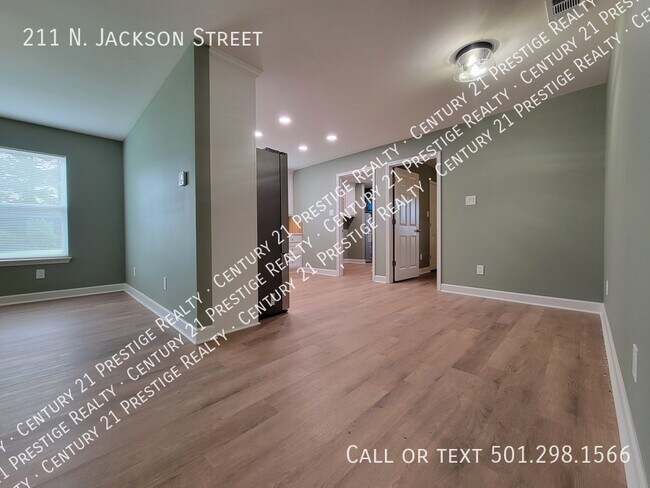Foto del edificio - 211 N Jackson St