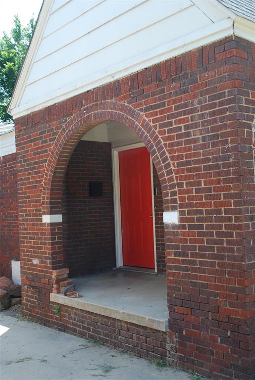 Building Photo - 2426 NW 11th St