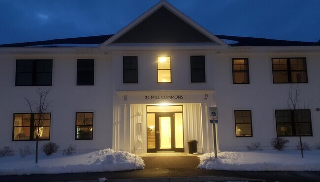Foto del edificio - 34 Mill Commons Dr