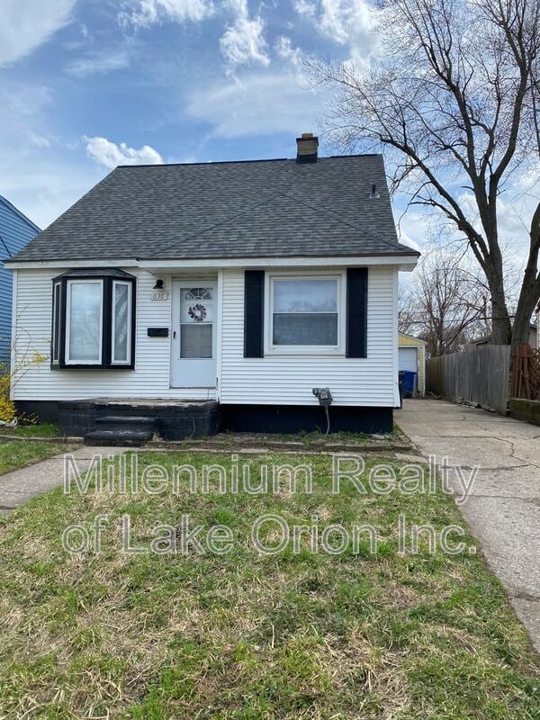 Building Photo - 636 Lebaron Ave