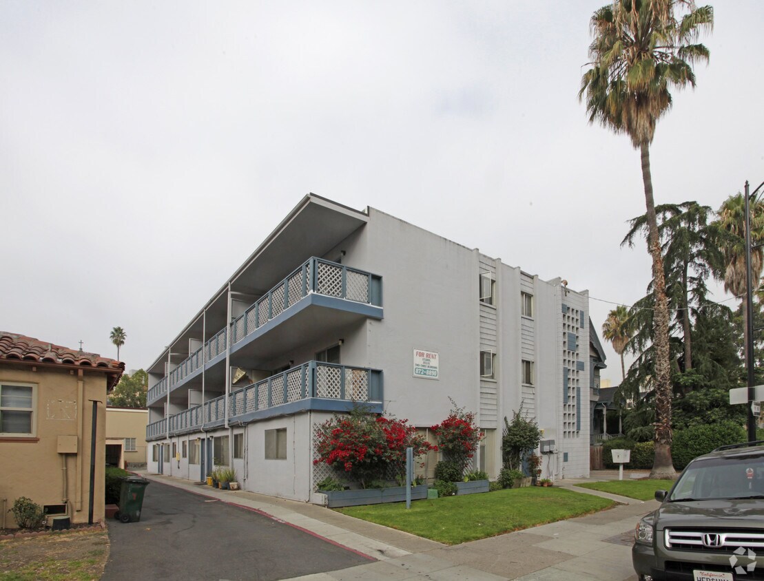 Foto principal - Fourth Street Apartments