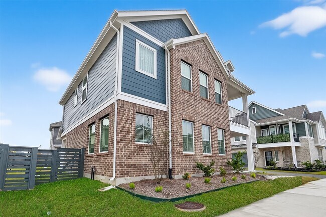 Foto del edificio - 15162 Post Oak Fls Dr