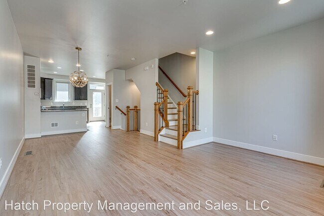 Building Photo - 3 br, 3.5 bath House - 3005 Eskridge Road