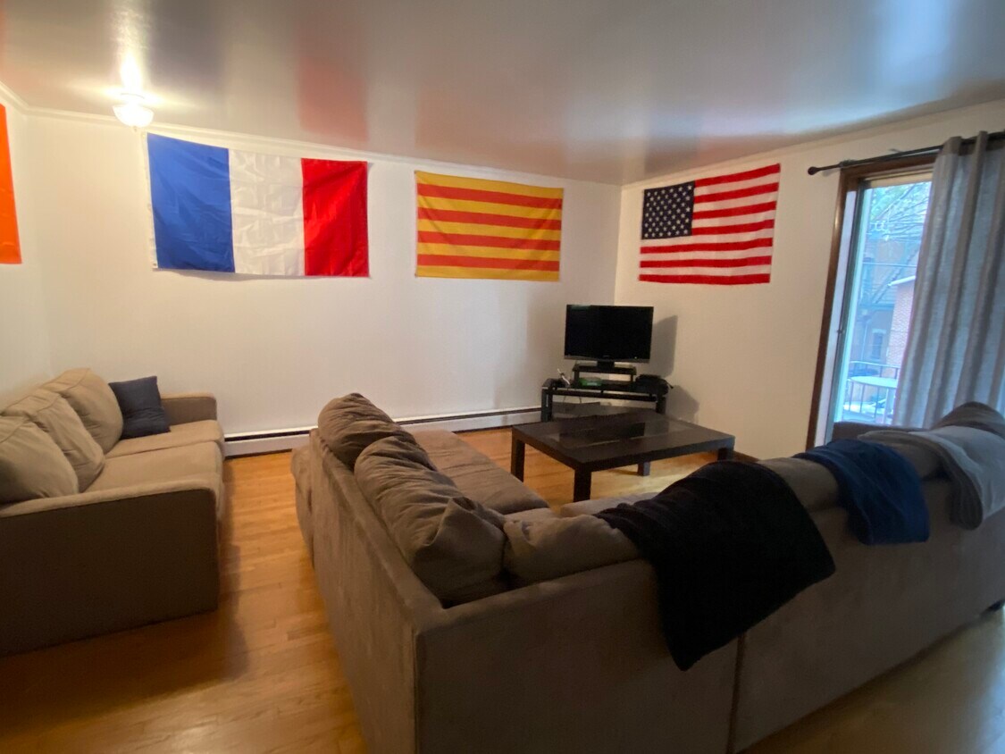 Foto principal - 1314 Bloomfield St