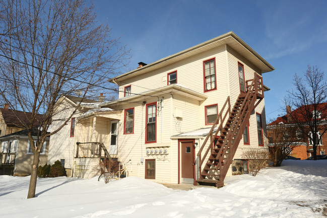 Building Photo - Kerrytown Apartments