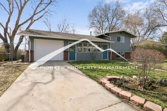 Building Photo - 6503 Iris St