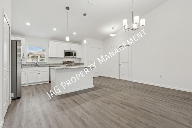 Building Photo - 271 Christensen Ave SE