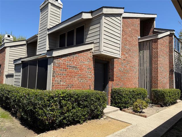 Foto principal - 9600 Royal Ln