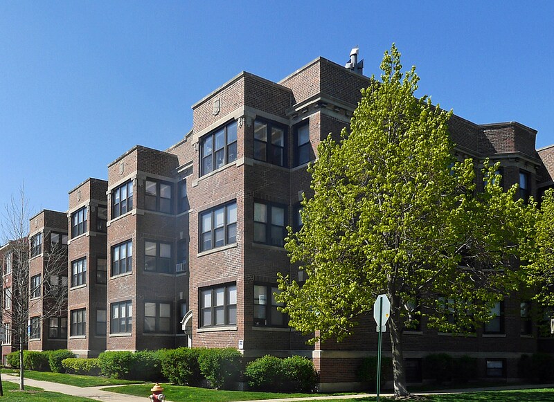 Building Exterior - 618 Hinman Ave
