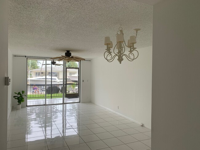 Photo - 777 S Federal Hwy Apartment