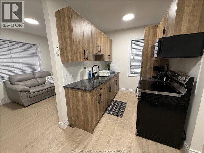 Photo du bâtiment - 808 Ottawa St