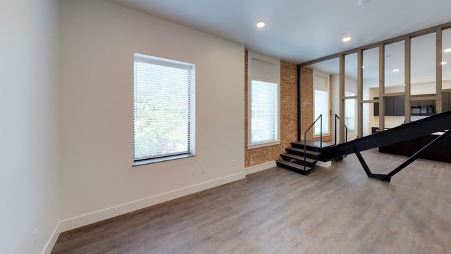 Living Area - 124 N 29th St
