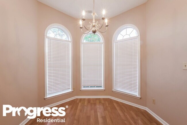 Foto del edificio - 1513 Pemberton Ln