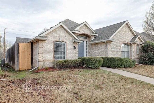 Building Photo - 5704 Bedford Ln